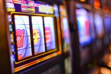 Live dealer Casino Hold'em table in action